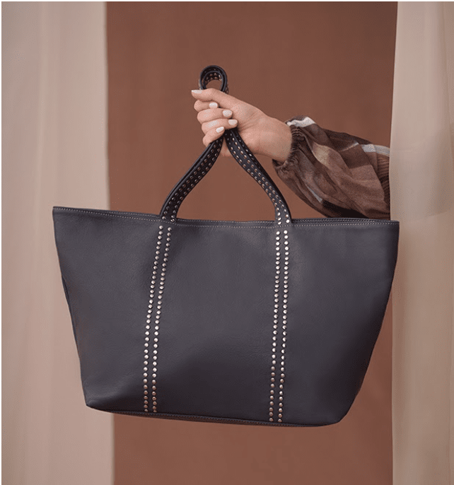 LaCanadienne-Bag-Nov-17-2021-10-59-55-29-AM